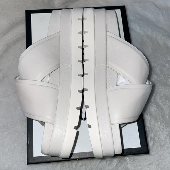 NWT J/SLIDES BELLA Ivory Leather Sandal - Picture 10 of 13